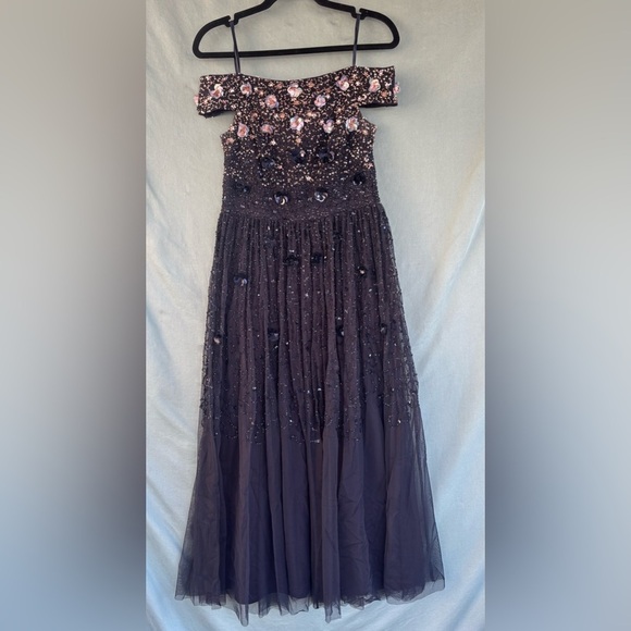 EUC Adrianna Papell Off The Shoulder Beaded Gown Size 4 Navy Blue Beaded Sequins - Picture 1 of 13